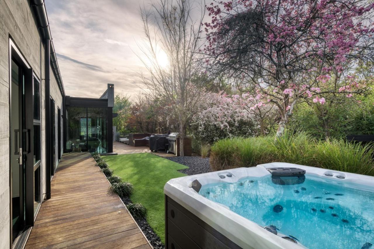 Bridle Path Retreat - Christchurch Holiday Homes Exterior photo