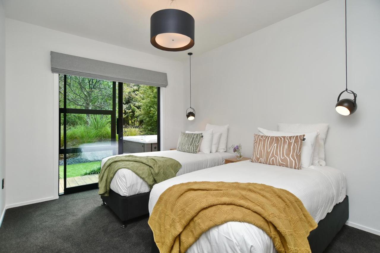 Bridle Path Retreat - Christchurch Holiday Homes Exterior photo