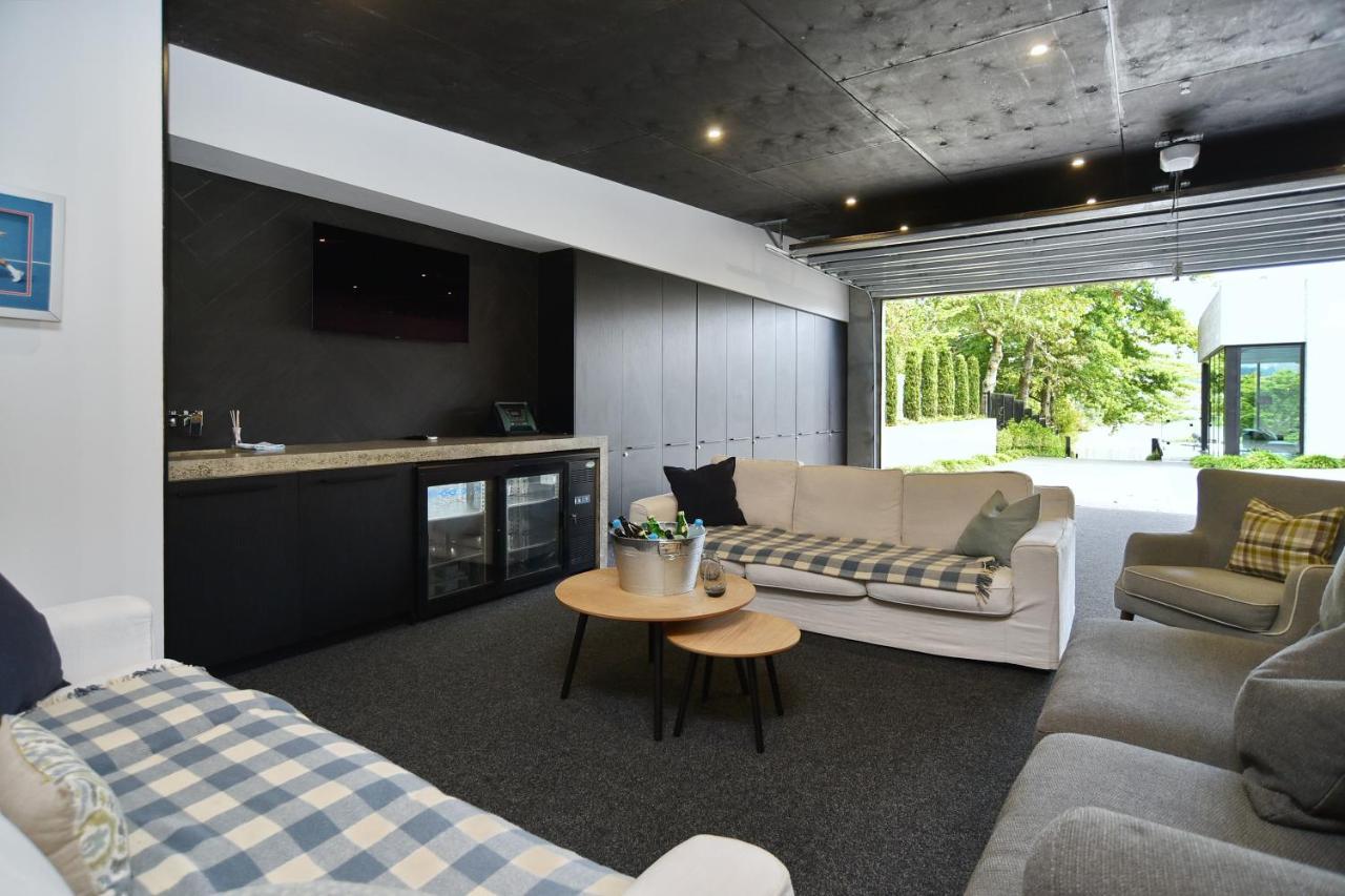 Bridle Path Retreat - Christchurch Holiday Homes Exterior photo